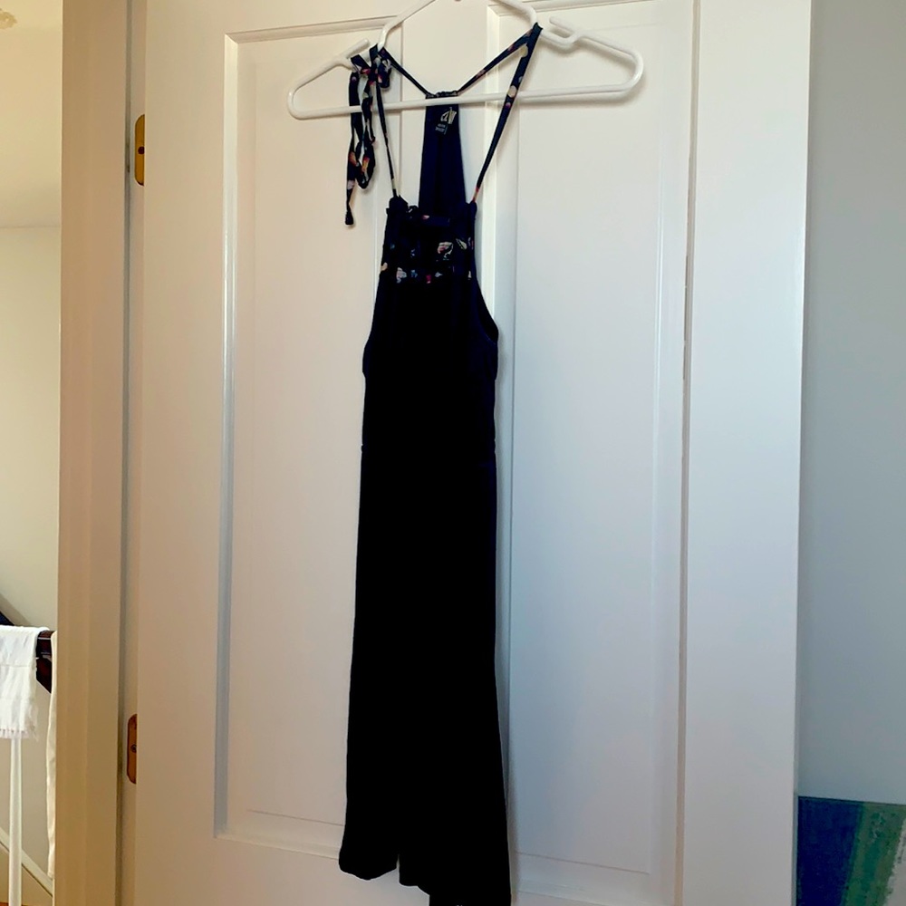 Volcom dress with racer back, keyhole front and pretty ruffle detail